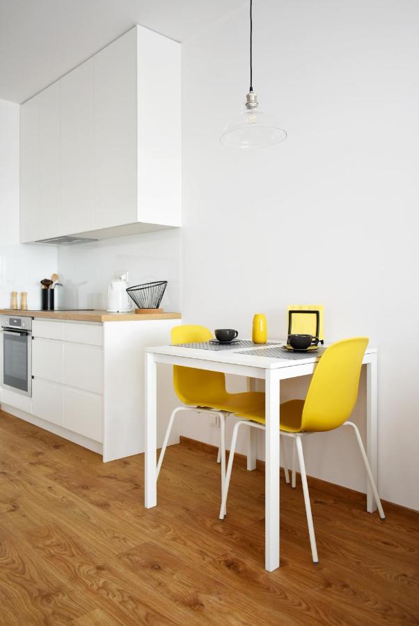 Fabryczna Apartment วูดช์ ภายนอก รูปภาพ